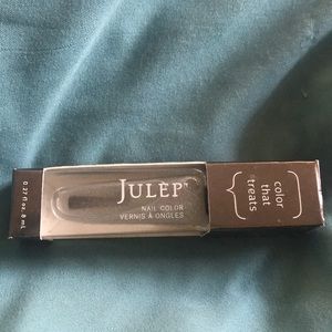 New Julep fingernail polish